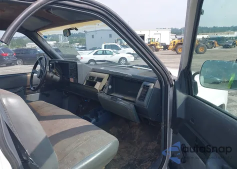 1989 Chevrolet Gmt-400 K1500 from USA, damaged, VIN 1GCDK14K6KE191653